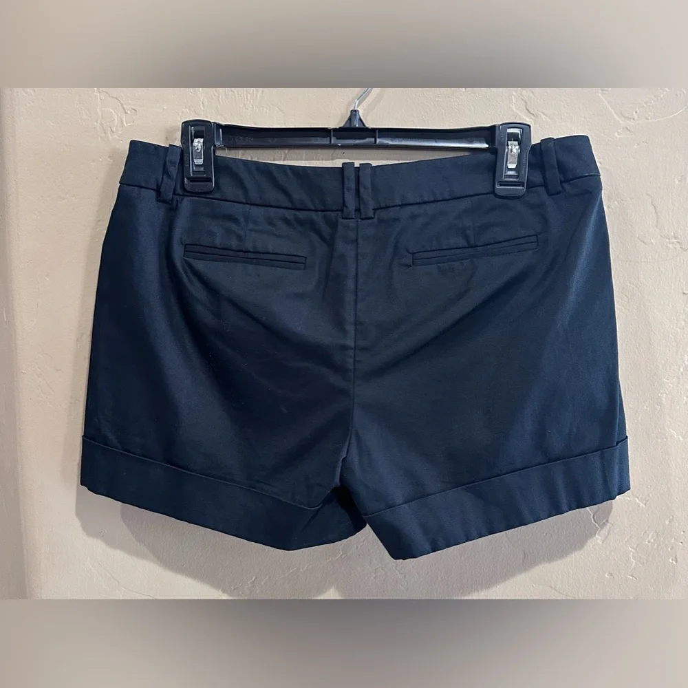 Mossimo Women's Black Cotton Stretch Cuffed Chino Short Shorts Size 8 - Picture 11 of 12